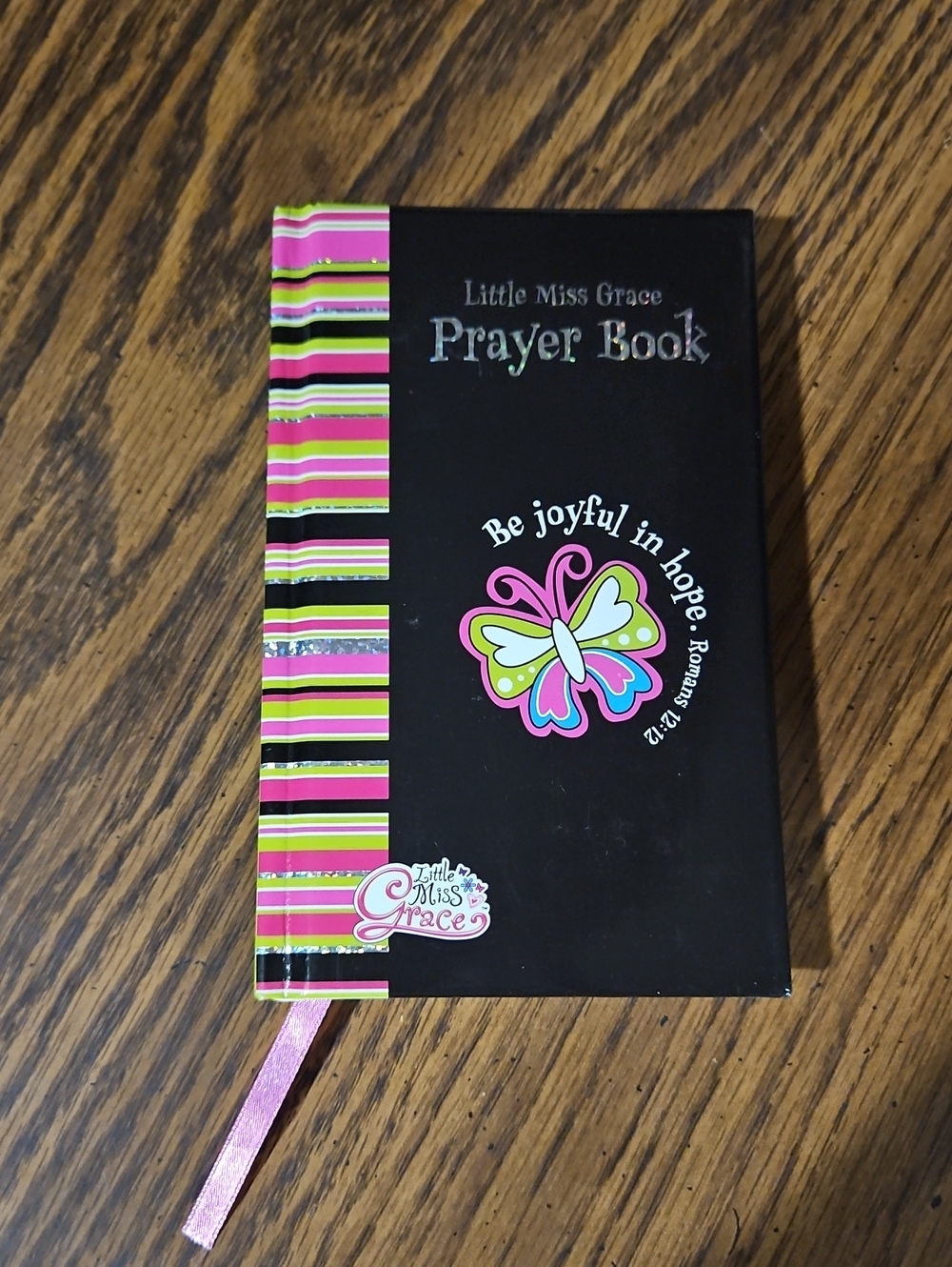 CHRISTIAN ART GIFTS "Little Miss Grace Prayer Book" Ages 9-12 Years - 128 Pages